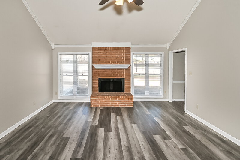 1,955/Mo, 7976 Tankard Dr Memphis, TN 38125 Living Room View 2