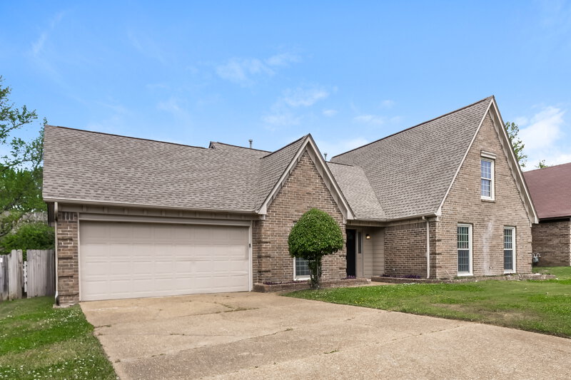 2,250/Mo, 7308 Schilling Cv E Memphis, TN 38125 Front View