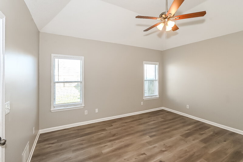 2,830/Mo, 7380 Acree Ln Olive Branch, MS 38654 Main Bedroom View