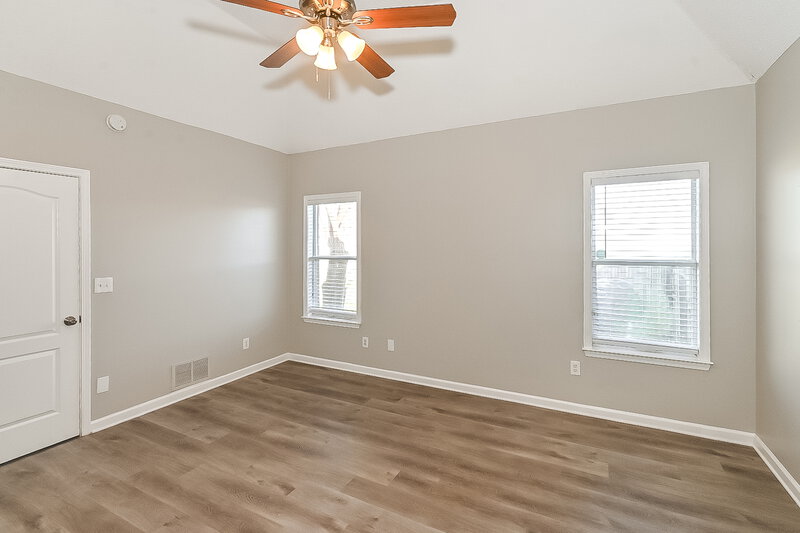 2,830/Mo, 7380 Acree Ln Olive Branch, MS 38654 Main Bedroom View 2