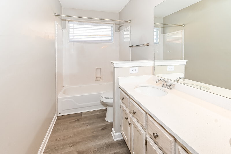 2,830/Mo, 7380 Acree Ln Olive Branch, MS 38654 Bathroom View