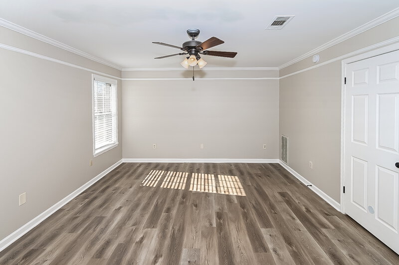 3,240/Mo, 5404 Pear Dr Southaven, MS 38671 Main Bedroom View 2