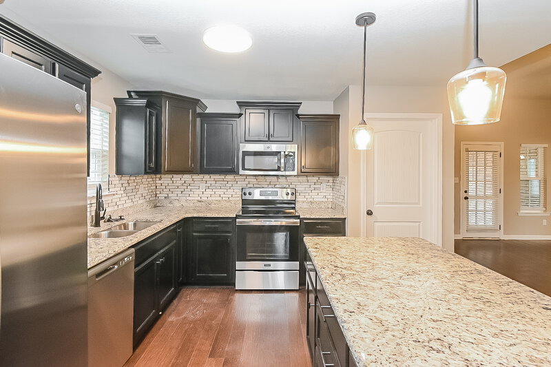 2,270/Mo, 3262 Magnolia Ridge Dr Hernando, MS 38632 Kitchen View