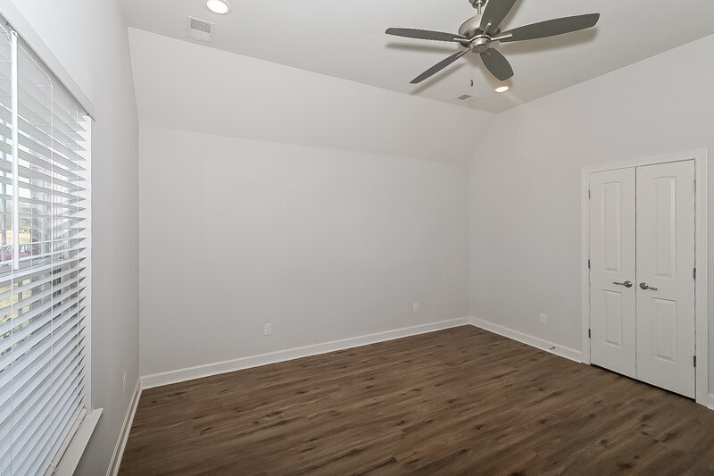 1,965/Mo, 5393 Holly Ridge Drive Horn Lake, MS 38637 Main Bedroom View