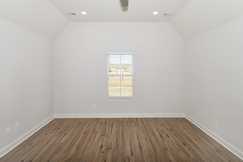 1,965/Mo, 5393 Holly Ridge Drive Horn Lake, MS 38637 Main Bedroom View 2