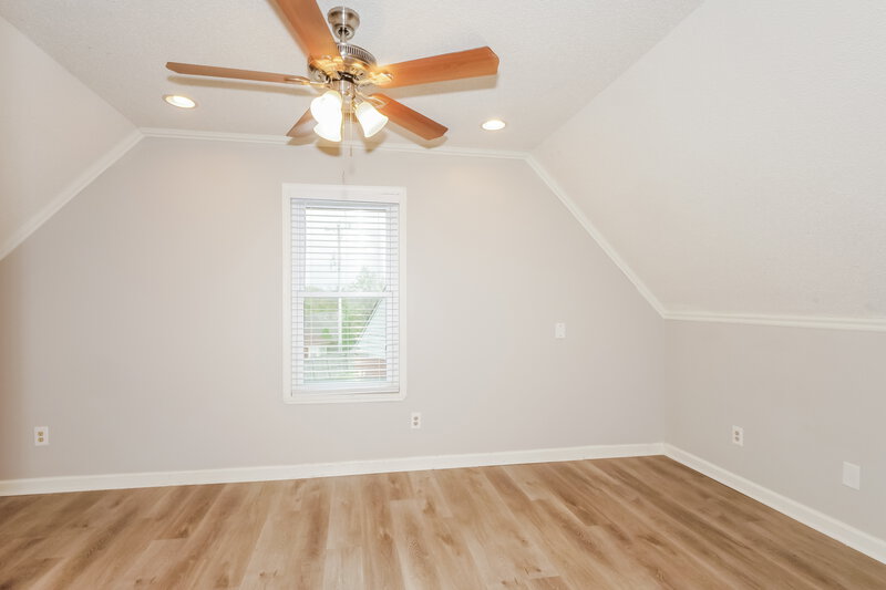 1,990/Mo, 1031 Jessa Cv Cordova, TN 38018 Bedroom View 4