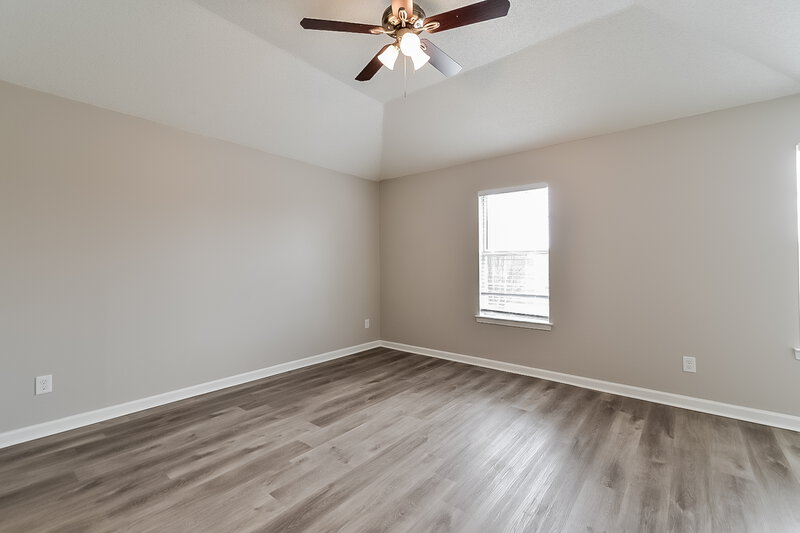 2,950/Mo, 6722 Finch Rd Memphis, TN 38141 Main Bedroom View