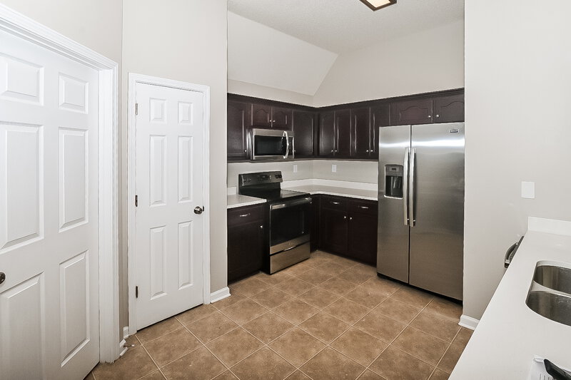 1,840/Mo, 340 E Oak Grove Rd Hernando, MS 38632 Kitchen View