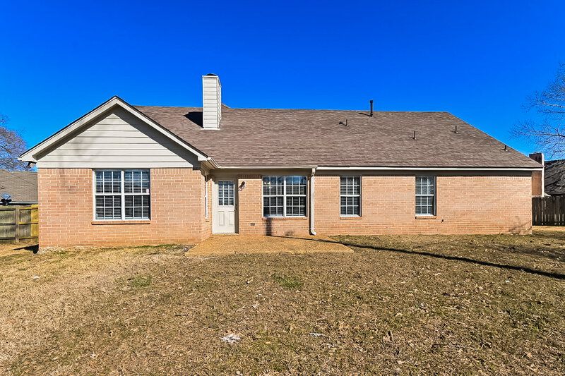 2,135/Mo, 7831 Tankard Dr Memphis, TN 38125 Rear View