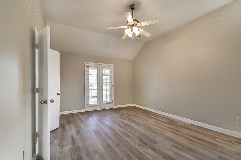 1,965/Mo, 8531 Griffin Park Dr Cordova, TN 38018 Main Bedroom View 2
