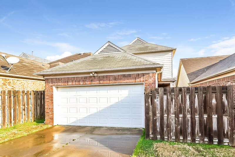 1,965/Mo, 8531 Griffin Park Dr Cordova, TN 38018 Rear View