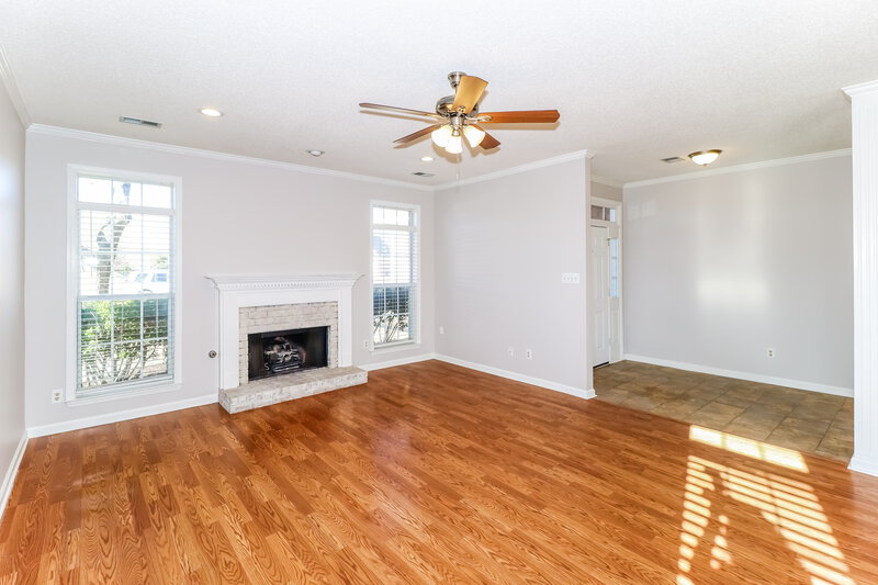 2,295/Mo, 4114 Course View Cv Bartlett, TN 38135 Living Room View 2