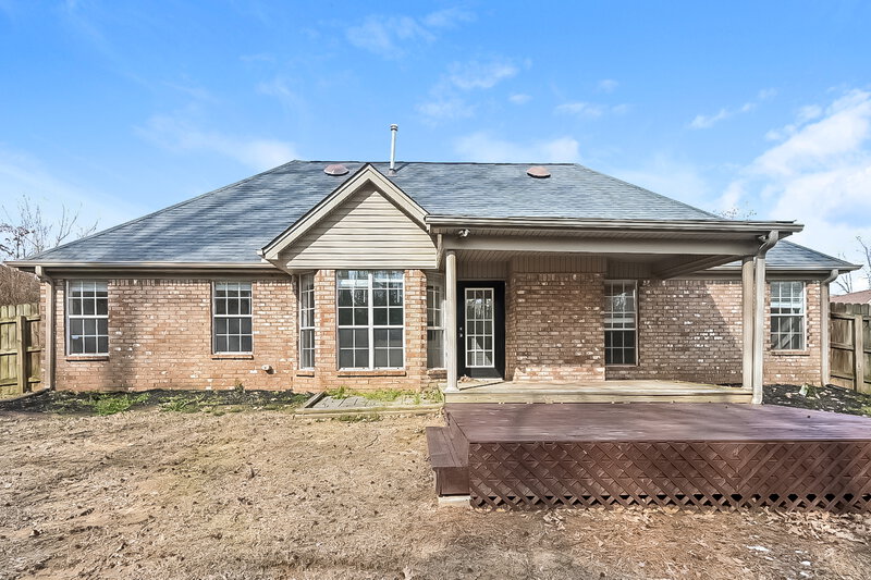 2,155/Mo, 1236 Biloxi St Hernando, MS 38632 Rear View