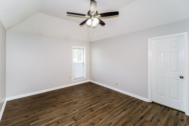 1,995/Mo, 6399 Yale Rd Bartlett, TN 38134 Main Bedroom View