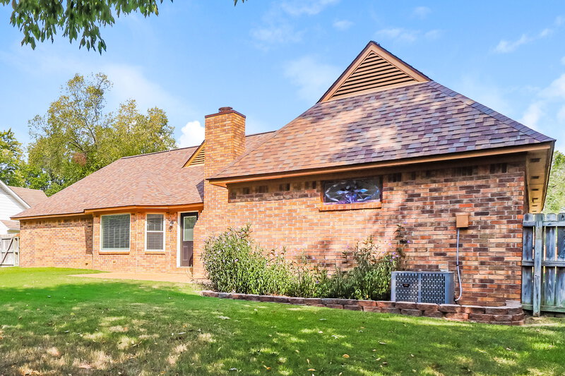 1,995/Mo, 6399 Yale Rd Bartlett, TN 38134 Rear View