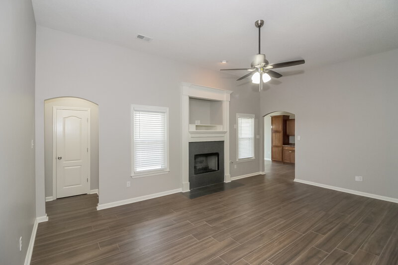 1,965/Mo, 70 Penny Ln Oakland, TN 38060 Living Room View 2