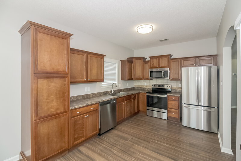 1,965/Mo, 70 Penny Ln Oakland, TN 38060 Kitchen View 3