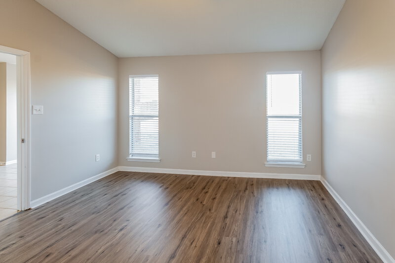 2,590/Mo, 4278 Edmonton St Horn Lake, MS 38637 Main Bedroom View 2