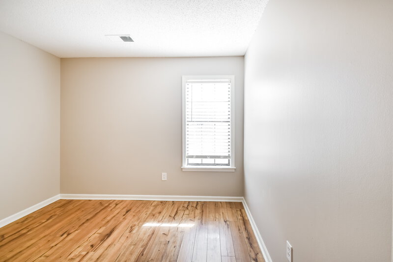 1,975/Mo, 938 Pheasant Hollow Dr Cordova, TN 38018 Bedroom View