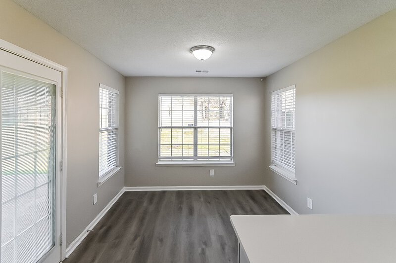 1,640/Mo, 7807 Nathan Sawyer Dr Southaven, MS 38671 Dining Room View