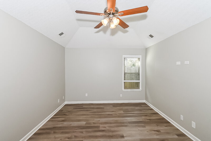 1,950/Mo, 9898 Sequoia Ln Olive Branch, MS 38654 Main Bedroom View