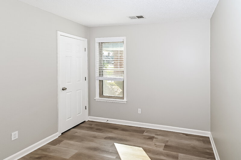 1,950/Mo, 9898 Sequoia Ln Olive Branch, MS 38654 Bedroom View 3