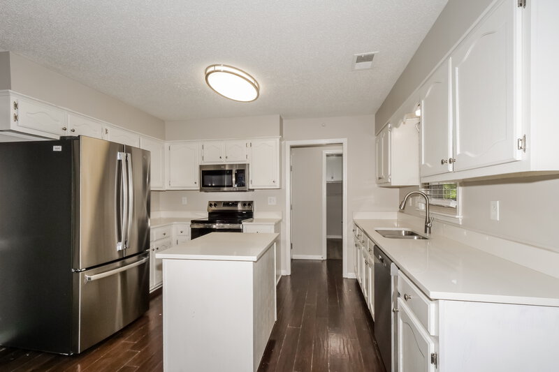 1,985/Mo, 2703 Twisted Oak Cv N Cordova, TN 38016 Kitchen View