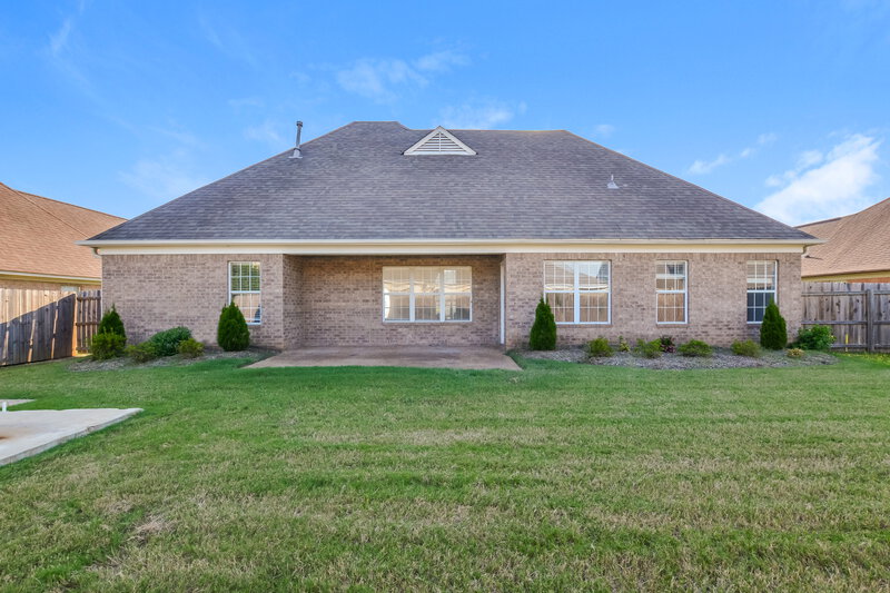 2,910/Mo, 4868 Harvest Park Dr Memphis, TN 38125 Rear View