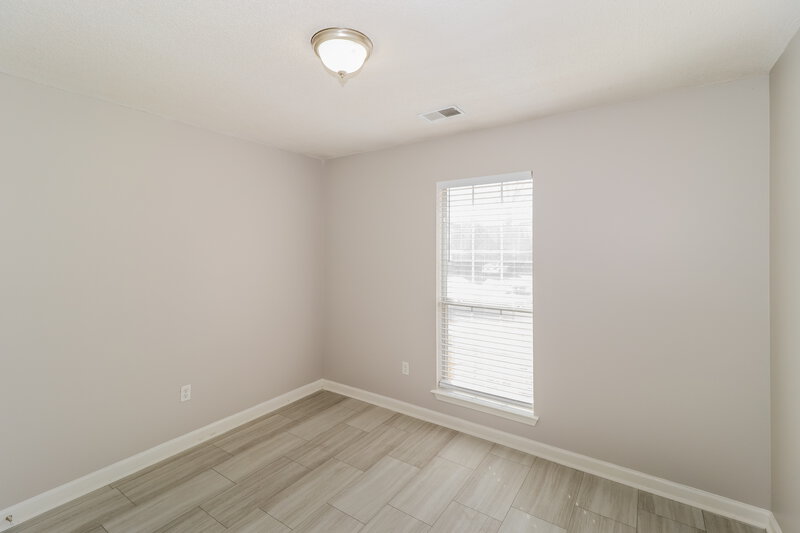 1,650/Mo, 35 Center Oak Dr Oakland, TN 38060 Bedroom View 2