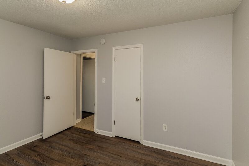1,810/Mo, 5691 Briarwood Dr Horn Lake, MS 38637 Bedroom View 2