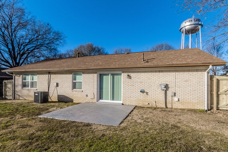 1,810/Mo, 5691 Briarwood Dr Horn Lake, MS 38637 Rear View