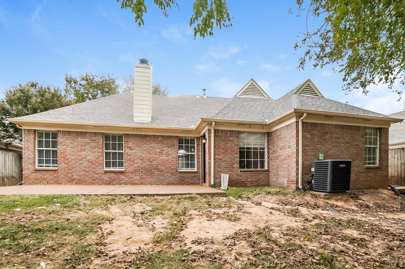 1,735/Mo, 2755 Fletcher View Dr Cordova, TN 38016 Rear View 2