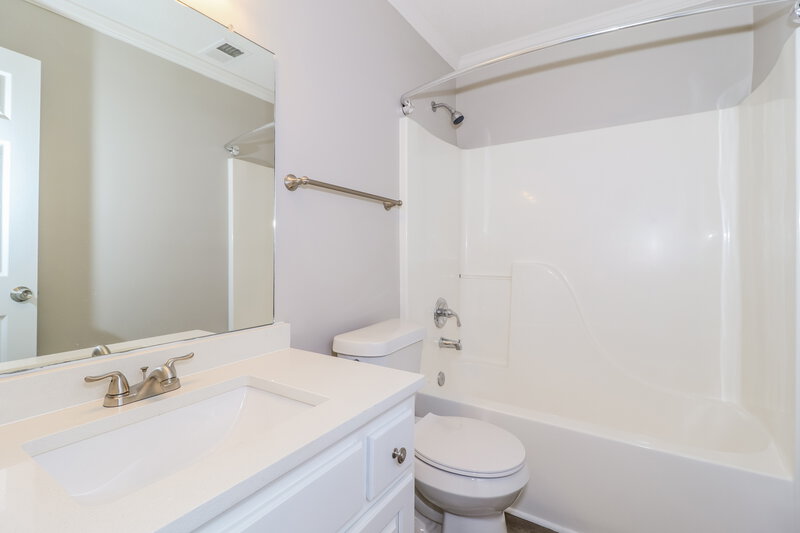 2,265/Mo, 5370 Mahogany Ridge Dr Arlington, TN 38002 Bathroom View