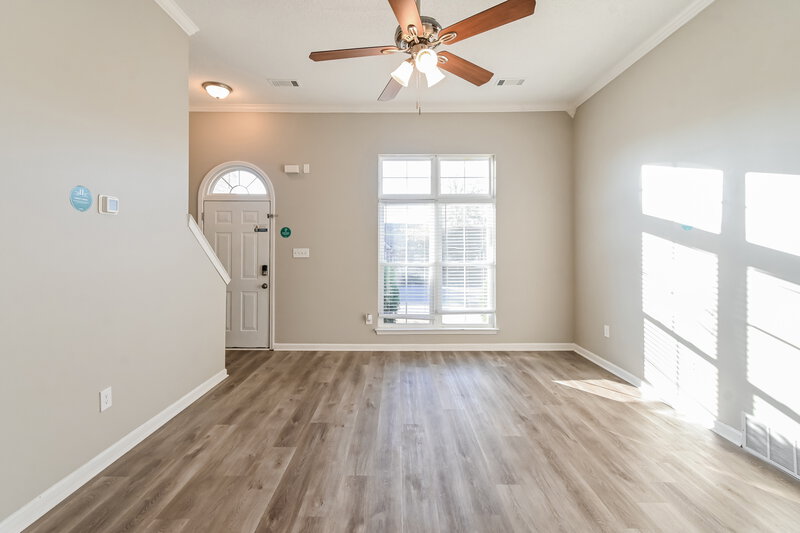 2,385/Mo, 7140 Hunters Forest Dr Olive Branch, MS 38654 Living Room View 3
