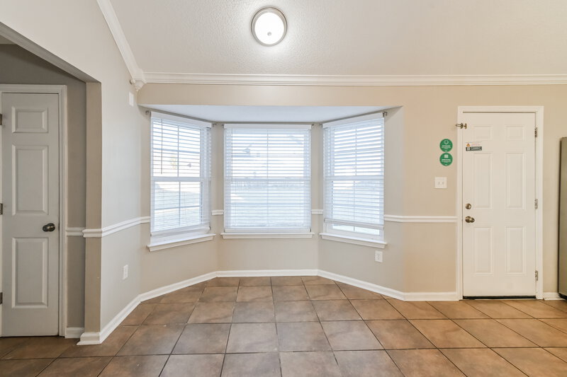 2,385/Mo, 7140 Hunters Forest Dr Olive Branch, MS 38654 Dining Room View