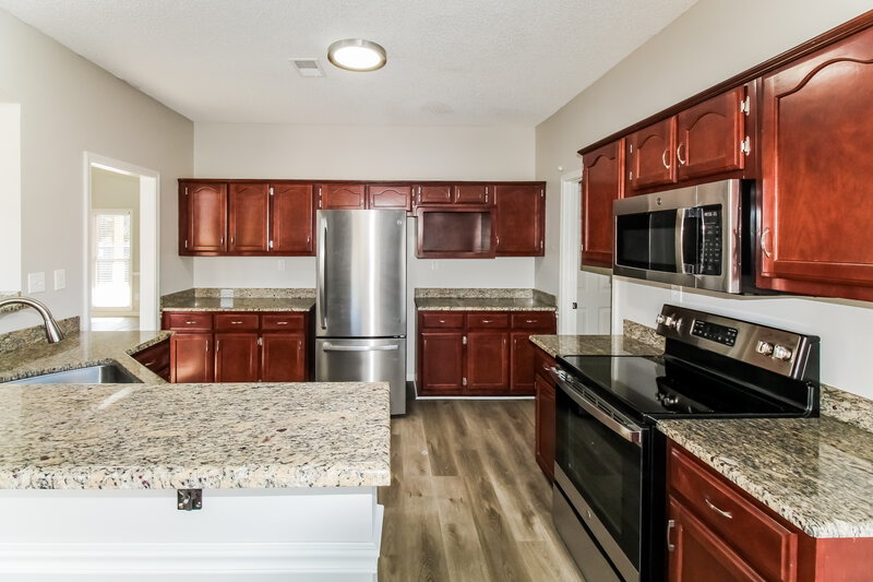 2,190/Mo, 628 Old River Cv Cordova, TN 38018 Kitchen View 2