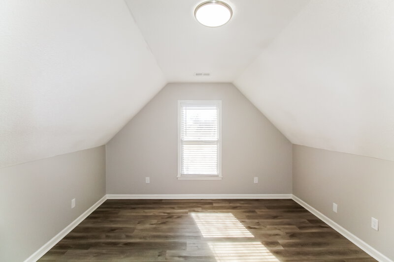 2,190/Mo, 628 Old River Cv Cordova, TN 38018 Bedroom View 2