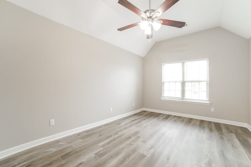 1,805/Mo, 3933 Jordan View Dr Southaven, MS 38671 Main Bedroom View