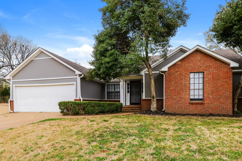 1,930/Mo, 423 Cairn Cv Cordova, TN 38018 Front View
