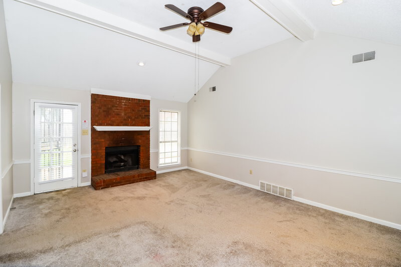 1,930/Mo, 423 Cairn Cv Cordova, TN 38018 Living Room View