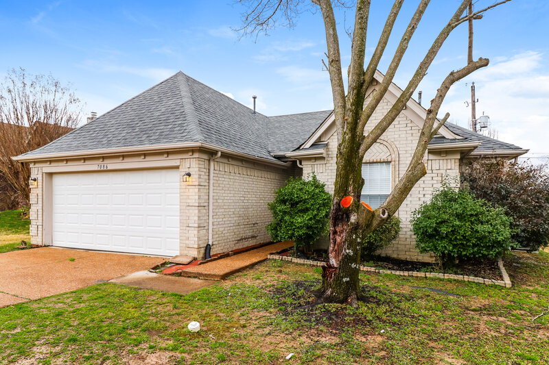 2,460/Mo, 7086 Lagrange Hill Dr Cordova, TN 38018 Front View