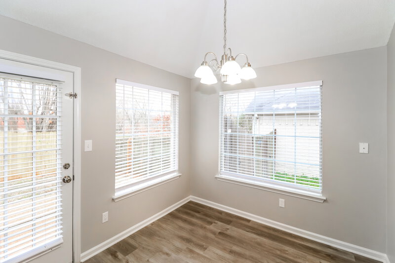 2,460/Mo, 7086 Lagrange Hill Dr Cordova, TN 38018 Dining Room View