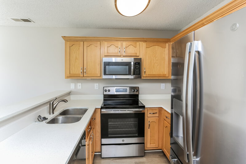 1,855/Mo, 9913 Vista Ridge Dr Olive Branch, MS 38654 Kitchen View