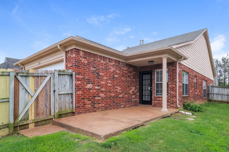 2,590/Mo, 8645 Valmont Cir Cordova, TN 38016 Rear View