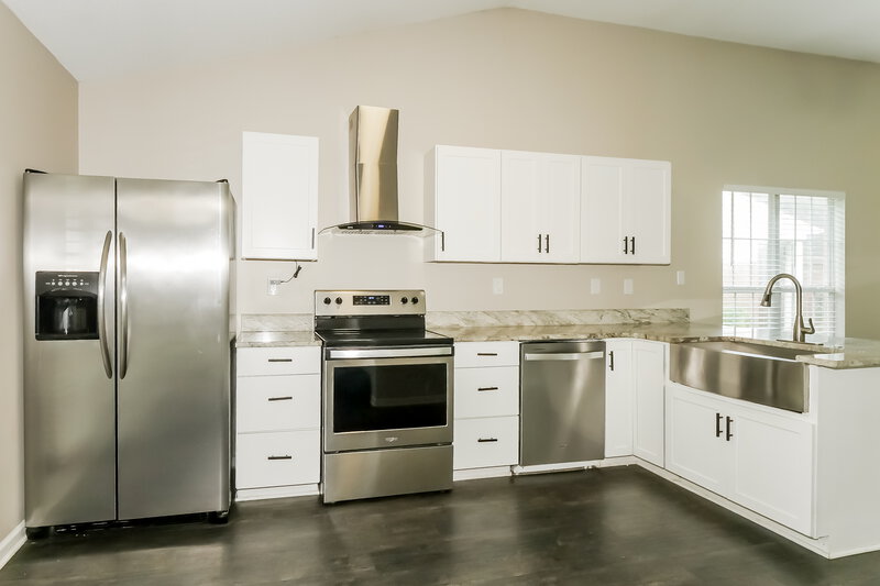1,810/Mo, 10678 Pecan Meadow Dr N Olive Branch, MS 38654 Kitchen View