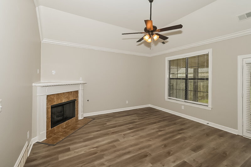 3,070/Mo, 4225 Ritchie Dr Olive Branch, MS 38654 Living Room View