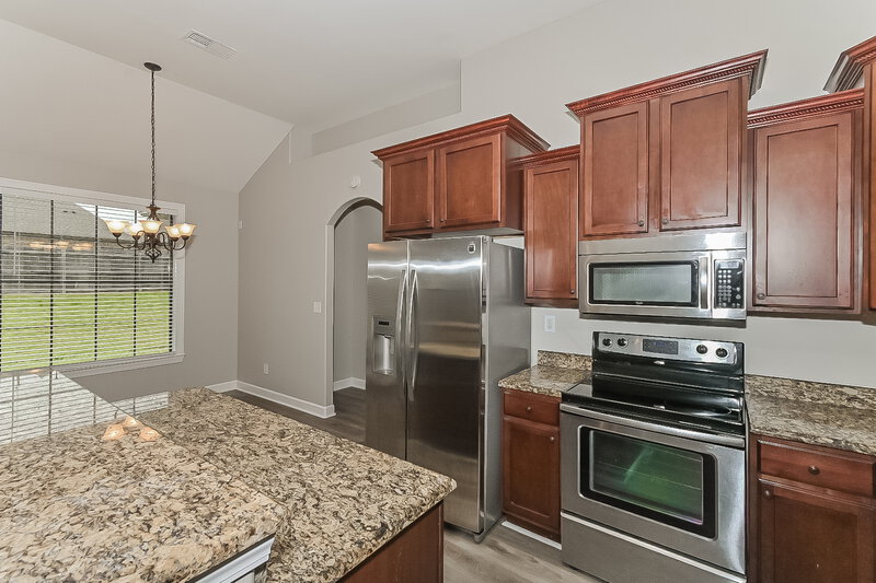 3,070/Mo, 4225 Ritchie Dr Olive Branch, MS 38654 Kitchen View 2
