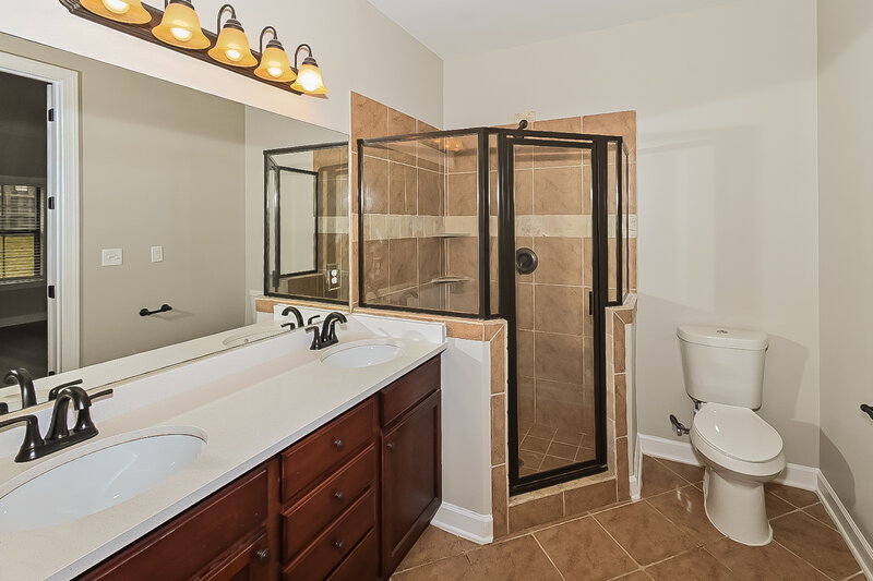 3,070/Mo, 4225 Ritchie Dr Olive Branch, MS 38654 Main Bathroom View