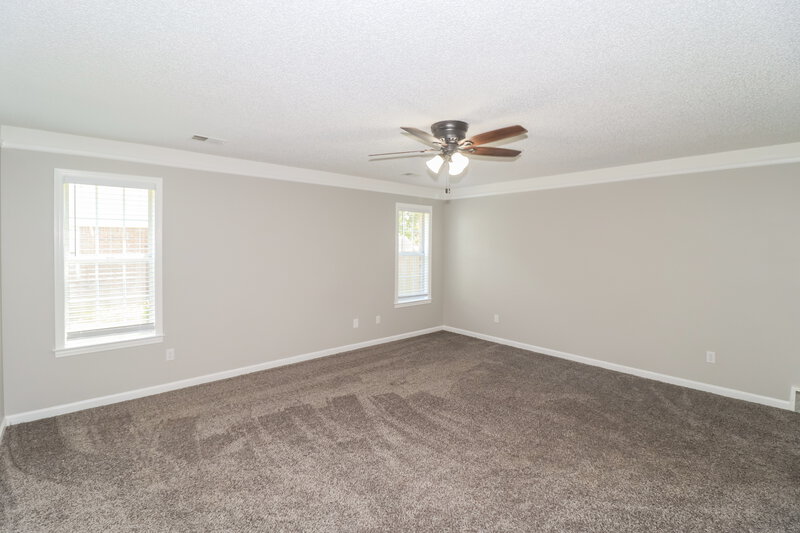 2,120/Mo, 1915 Pecan Grove Dr Southaven, MS 38671 Main Bedroom View