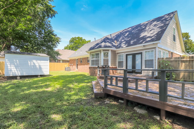 2,120/Mo, 1915 Pecan Grove Dr Southaven, MS 38671 Rear View 2